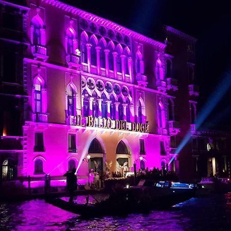Palazzo Morosini Brandolin Dimora Romantica Venice Luaran gambar