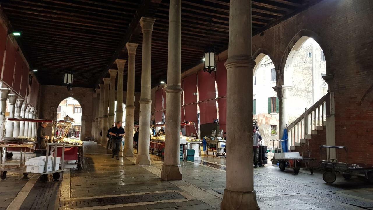 Palazzo Morosini Brandolin Dimora Romantica Venice Luaran gambar